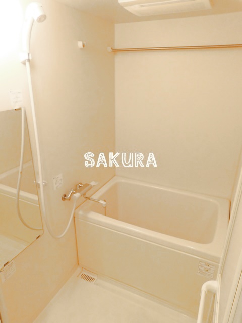 バス・シャワールーム　日々の疲れを癒すお風呂です♪