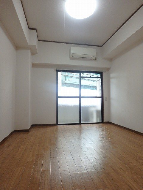居室・リビング　写真は同タイプ