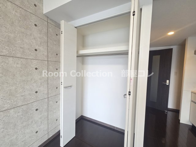 収納　※同物件他部屋写真　反転の場合有　現状優先