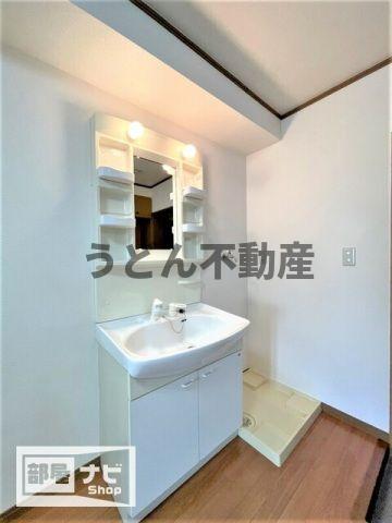 洗面設備　うどん県のお部屋探しはうどん不動産へ うどんちゃんとLINE