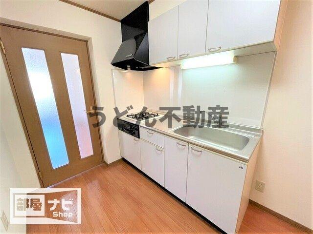 キッチン　うどん県のお部屋探しはうどん不動産へ うどんちゃんとLINE