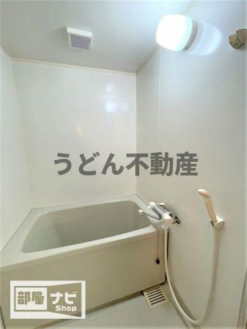 バス・シャワールーム　うどん県のお部屋探しはうどん不動産へ うどんちゃんとLINE
