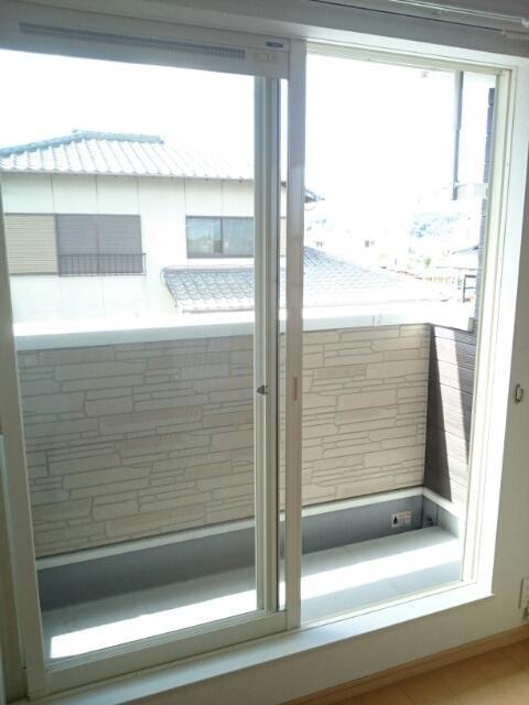 トイレ　ベランダ