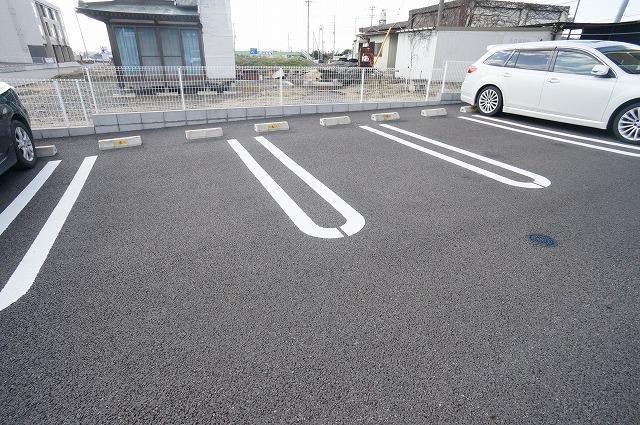駐車場　駐車場があります