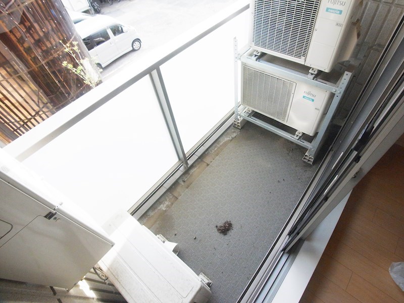 バルコニー　同一物件別部屋写真