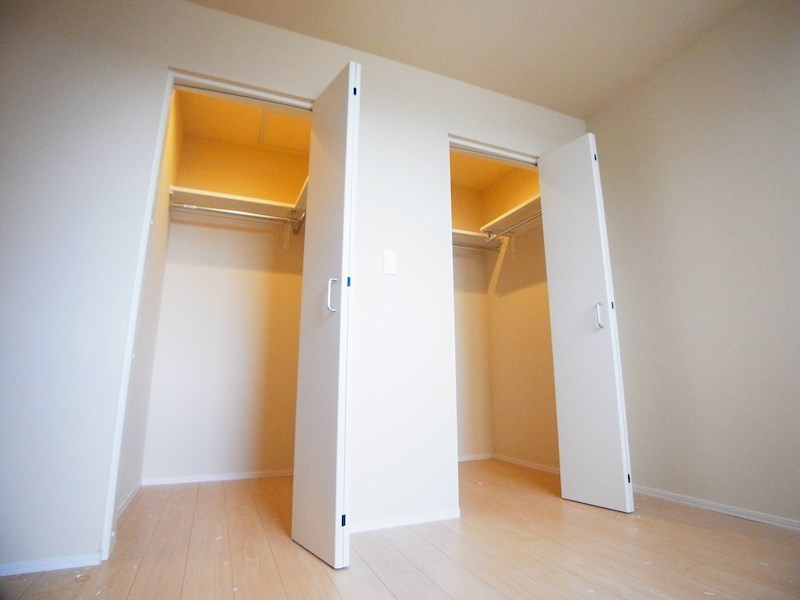 収納　同一物件別部屋写真