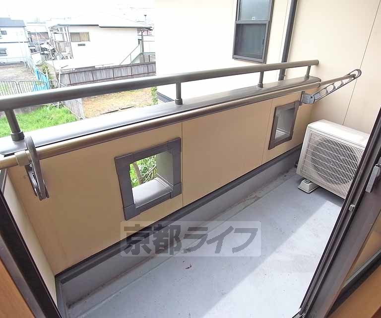 バルコニー　バルコニーに出るとこんな感じ