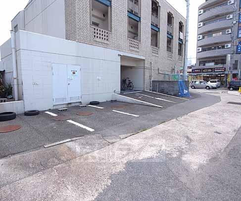 駐車場　駐車場です。