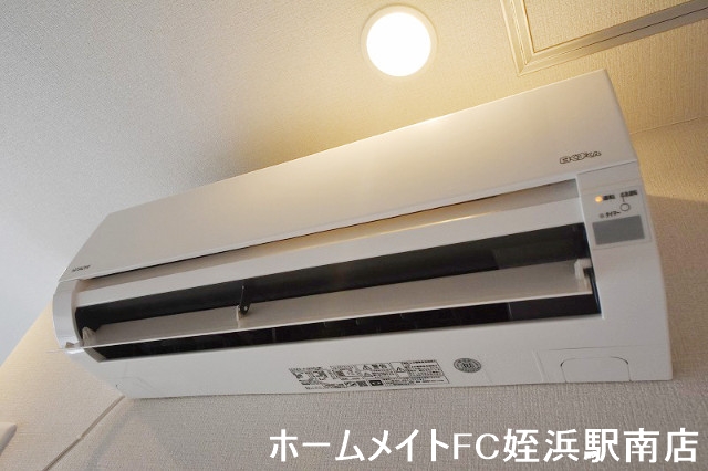 その他設備　★エアコン付きで一年中快適に過ごせます★参考写真