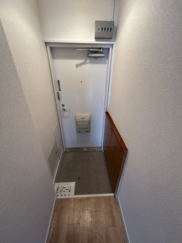 玄関　落ち着いた玄関です