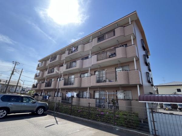 建物外観　日当りの良いマンションです