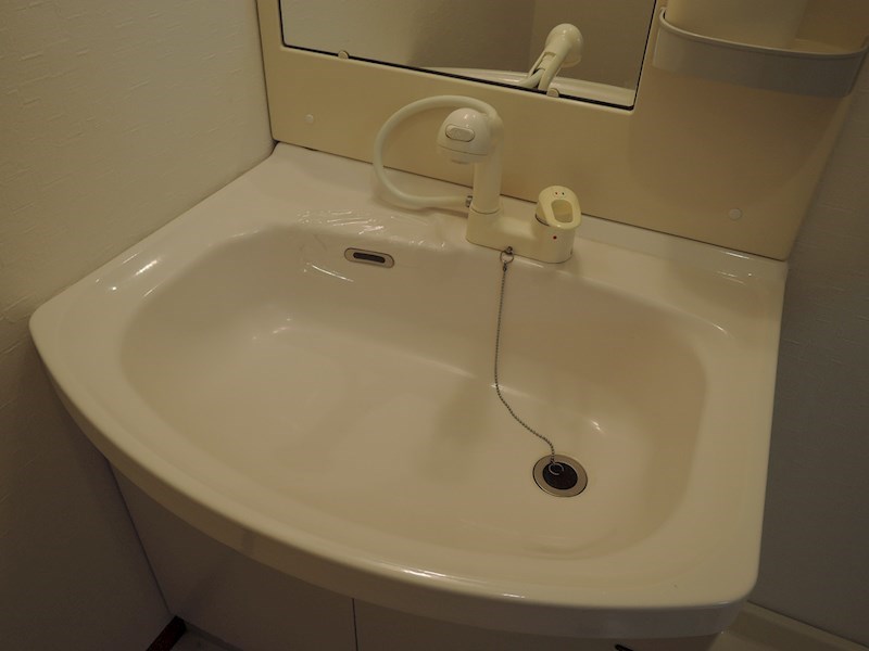 洗面設備　大きめボウルで使いやすいドレッサー！