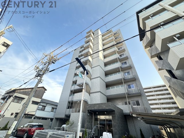 建物外観　オートロック、宅配ボックス完備！駐車場あり♪