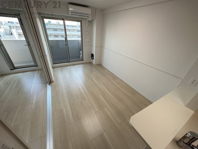 居室・リビング　エアコン付きで初期費用を抑えられます♪