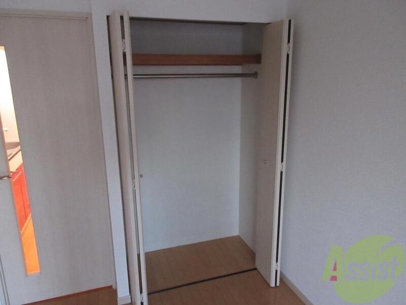 収納　お洋服もたくさん収納できますね♪