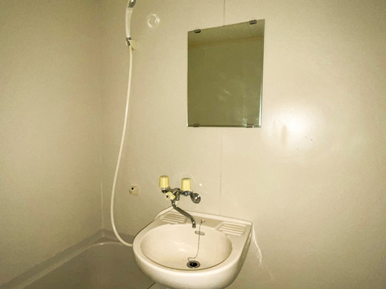 洗面設備　※別部屋の写真です