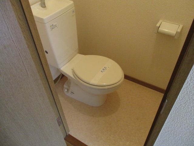 トイレ　同建物別部屋 現況優先