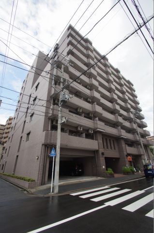 建物外観　横浜駅から徒歩１２分です。