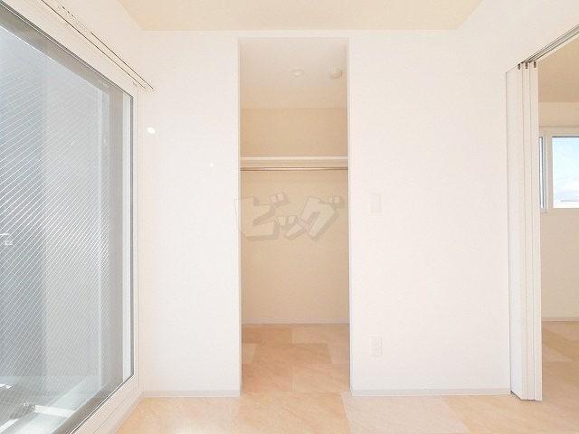 収納　衣類の収納に便利なクローゼットが付いています！
