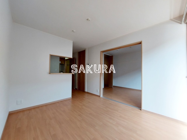 居室・リビング　開放感のあるゆったりとしたお部屋です♪