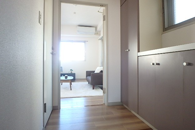 玄関　別部屋参考写真