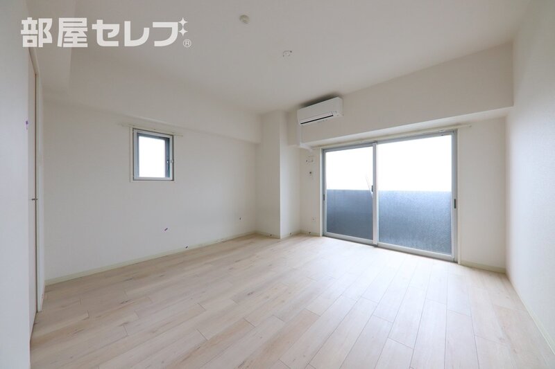 居室・リビング　きれいなお部屋で落ち着きますね。