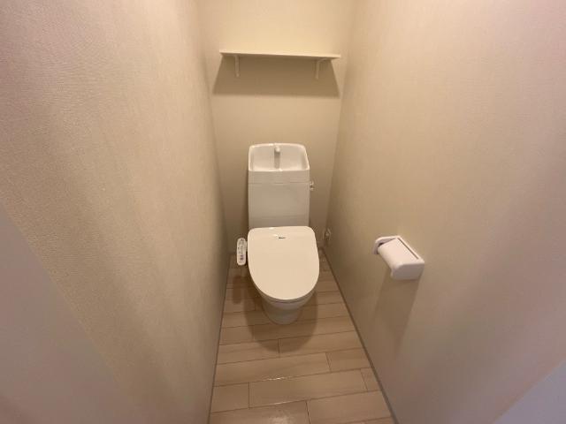 トイレ　トイレ