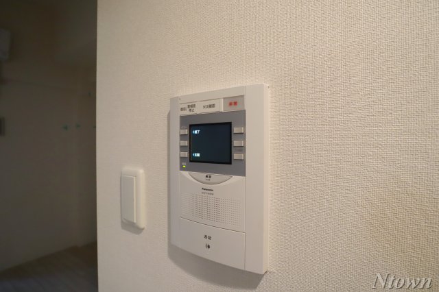 セキュリティ　モニター付きインターホンです