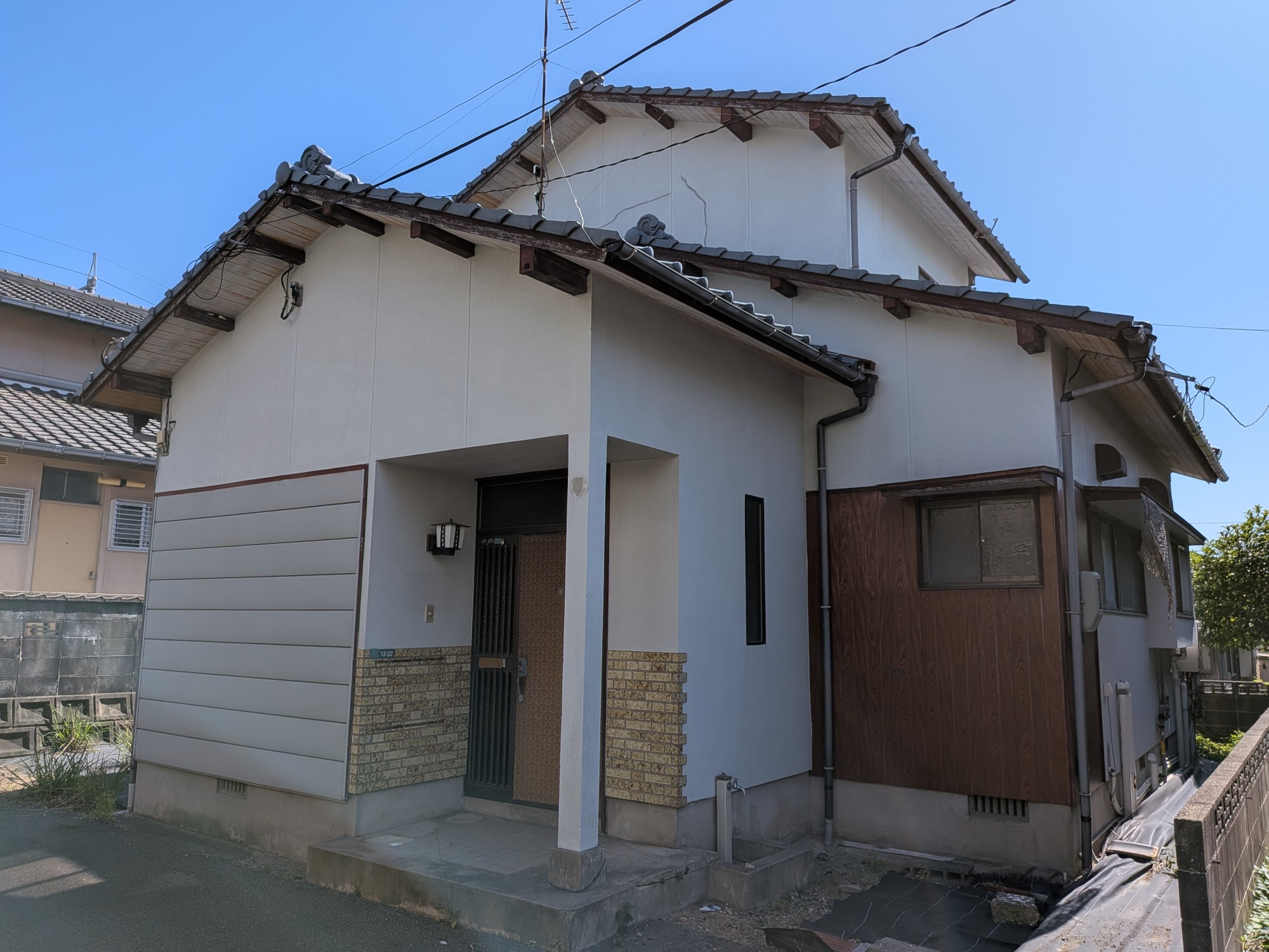 三河町貸家B