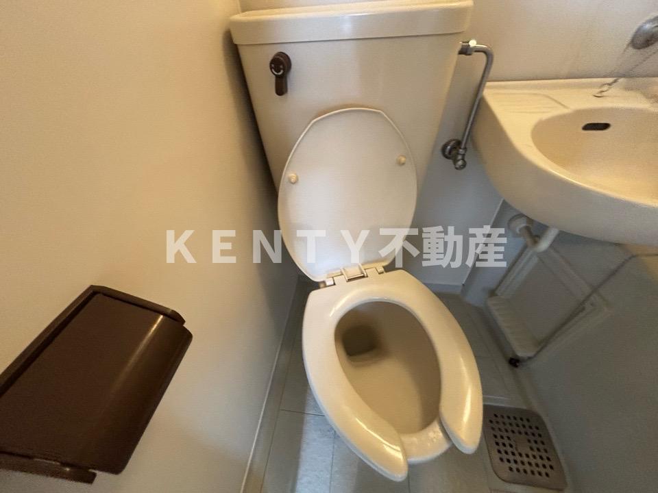 トイレ　ゆったりとした空間のトイレです