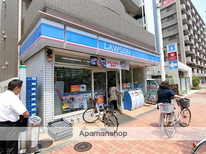 コンビニ　ローソン（コンビニ）まで111m