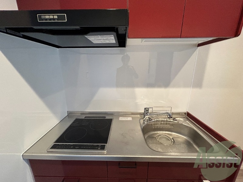キッチン　２口ＩＨコンロの付いたシステムキッチンです。