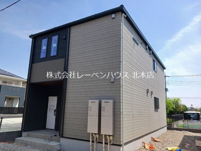 建物外観　レーベンハウス北本店へ048-590-5757