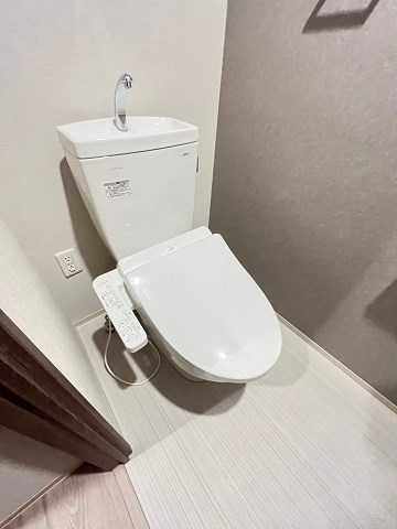 トイレ　落ち着いたトイレです