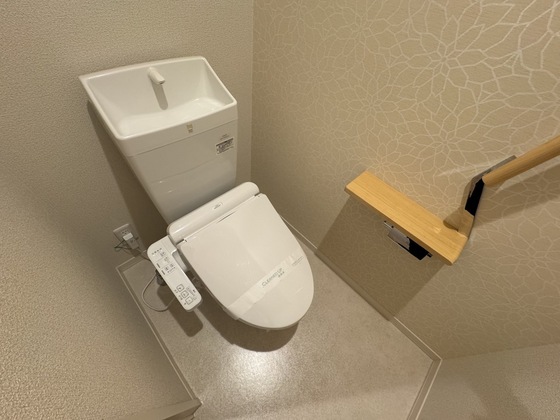 トイレ　※別部屋の写真です