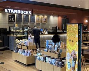 飲食店　STARBUCKS COFFEE(スターバックスコーヒー)（飲食店）まで662m