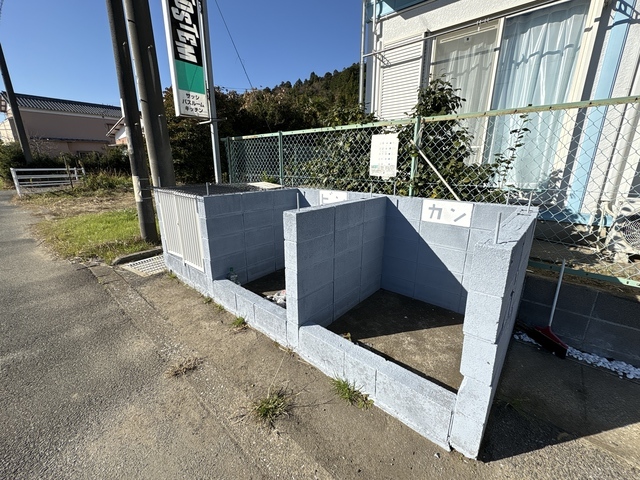その他　敷地外ごみステーション（その他）まで5m
