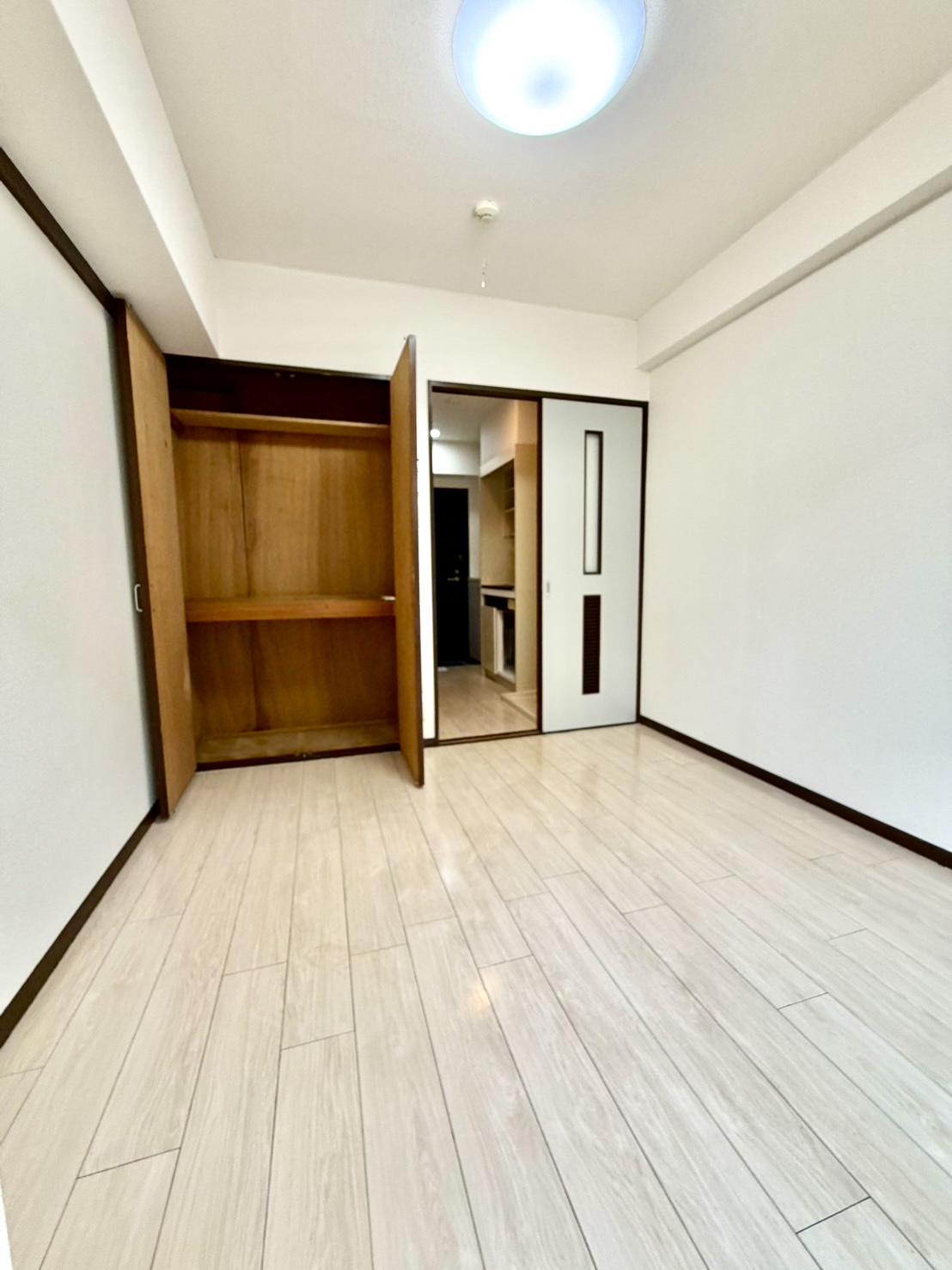 トーシン八王子本町の居間写真