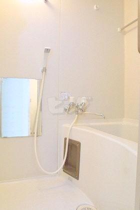 バス・シャワールーム　※他号室の写真になります。雰囲気のご参考にどうぞ♪
