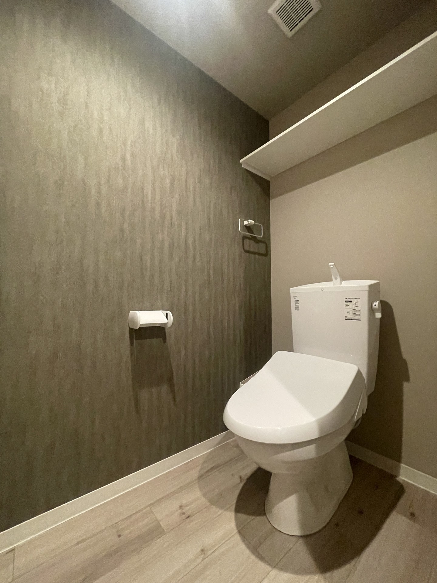 the residence 南平岸のトイレ写真
