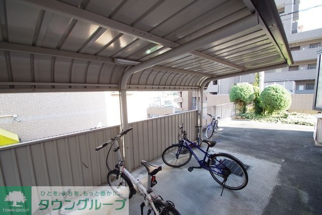 その他　★屋根付き駐輪場★