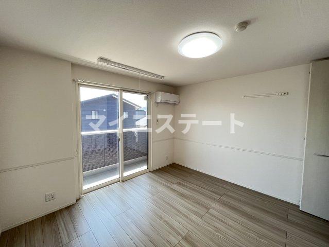 居室・リビング　別部屋写真