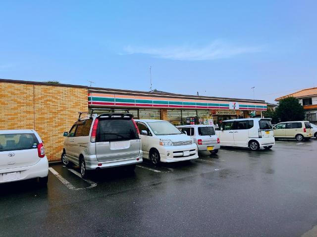 コンビニ　セブンイレブン大泉古氷店（コンビニ）まで419m
