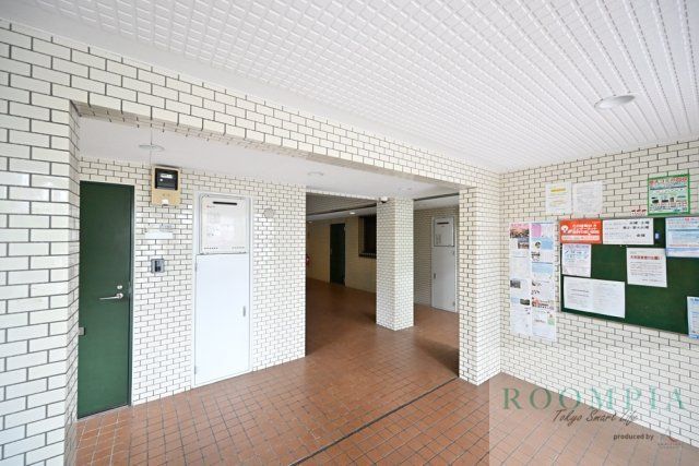 エントランス　エントランス
