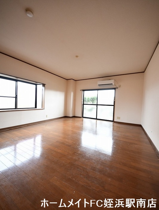 エントランス　☆角部屋です！☆インターネット無料★参考写真