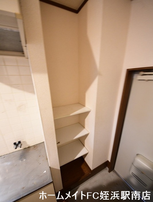 玄関　☆玄関収納があります☆参考写真