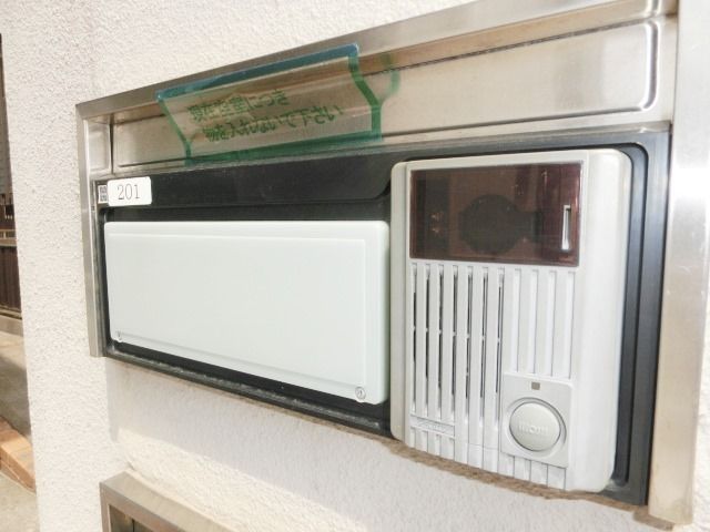セキュリティ　ＴＶモニタホンで安心