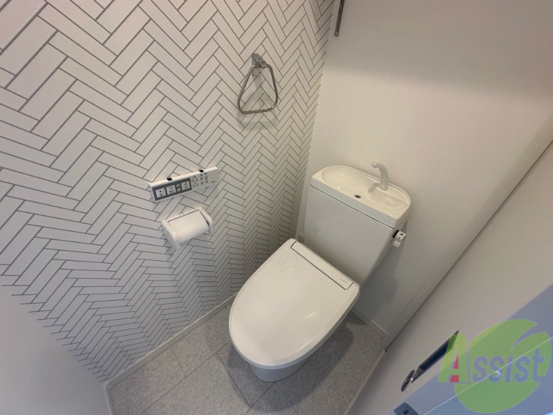 トイレ　トイレはウォシュレット機能付き。シャワートイレは日本の宝。