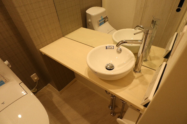 洗面設備　＊同施工会社の写真です。