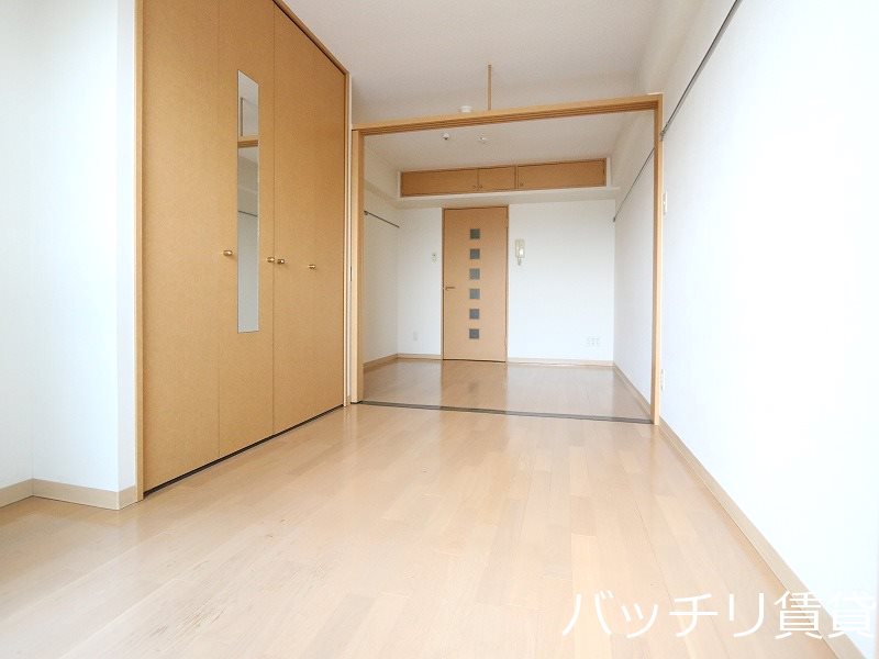 居室・リビング　※別号室タイプの為、現状を優先いたします。